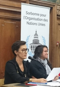 Joan Divol et Amelle Bekhada lors de la conférence de l'association Sorbonne ONU © Lauriane Clément